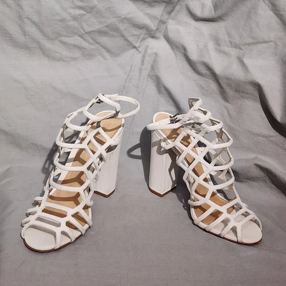 SCHUTZ Pearl White Jaden Caged Heeled Sandal, size 8B - Picture 7 of 8